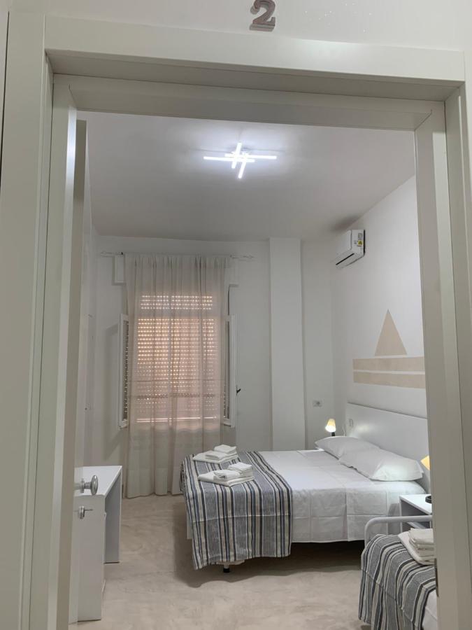 Bed and Breakfast La Piazza Beb Тропея Экстерьер фото